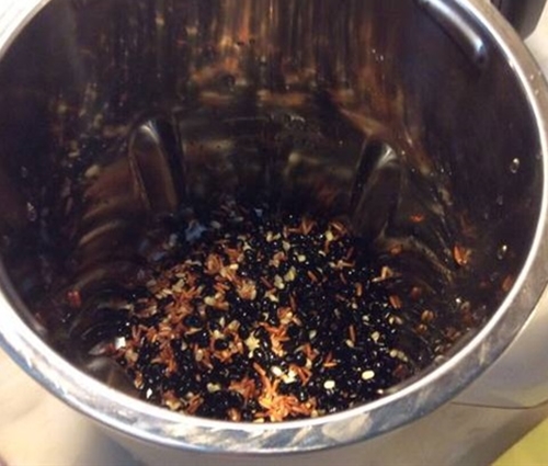 Cách 3: Nấu cháo đậu đen