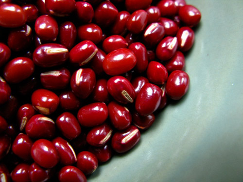 Thực hư việc đậu đỏ giúp da sáng dáng xinh - 1