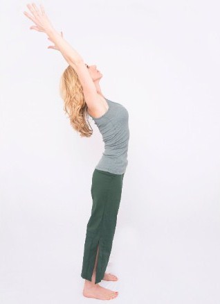 Đẹp dáng, khỏe người nhờ 5 phút tập yoga mỗi sáng