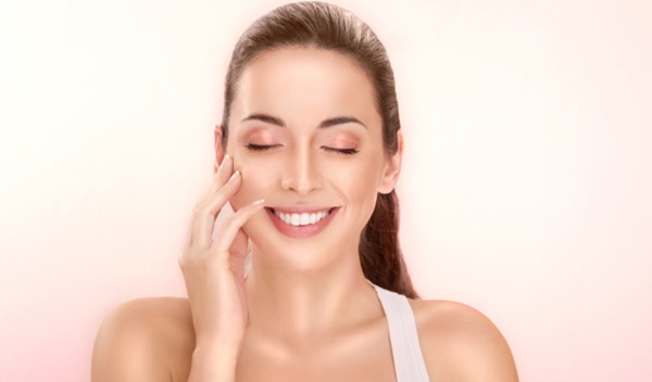 Làm đẹp toàn diện bằng tinh dầu, tạm biệt hóa mỹ phẩm