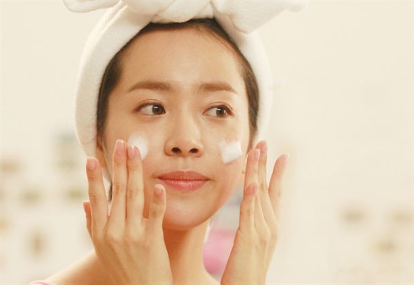 7 cách ’thần kỳ’ giúp da luôn mềm mịn trong mùa hanh khô