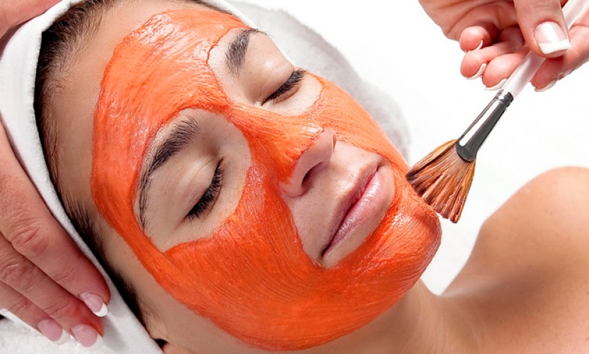 Tự làm mặt nạ cà rốt giúp sáng mịn da