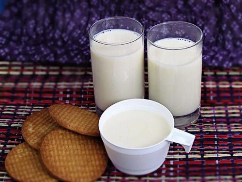 Pha sữa loãng uống tăng cân