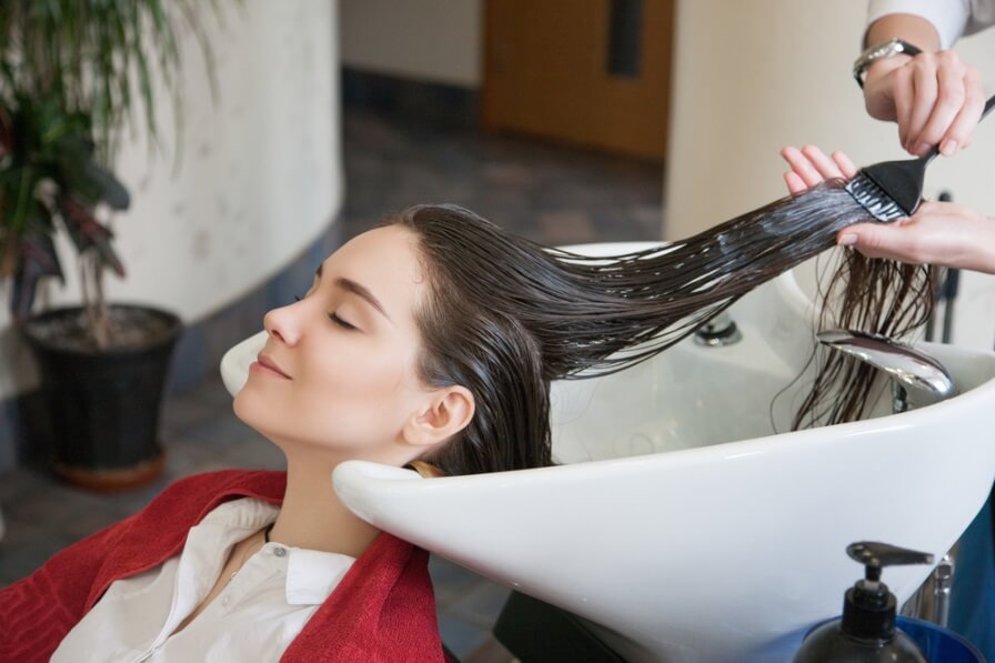 5 Cách hồi phục cấp tốc cho những mái tóc hư tổn hiệu quả nhất