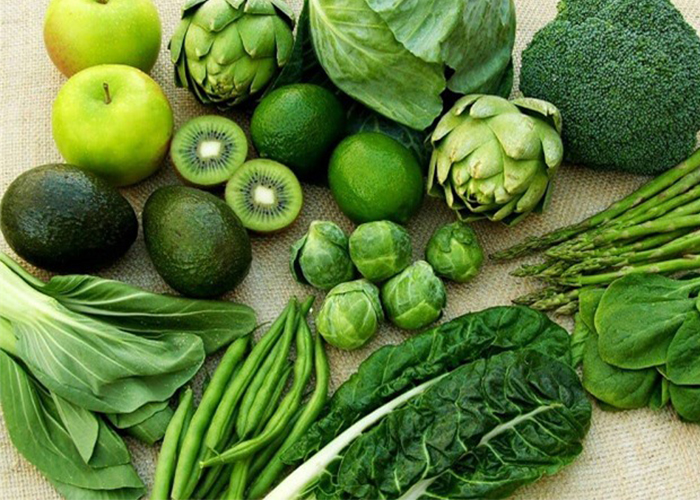 ăn rau xanh giảm nám da