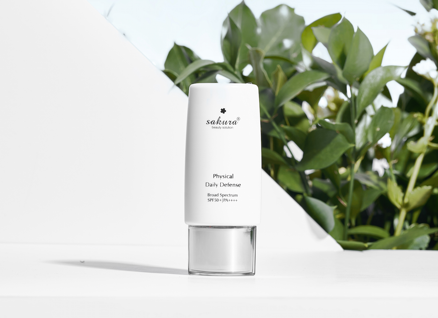 NHŨ TƯƠNG CHỐNG NẮNG VẬT LÝ SAKURA PHYSICAL DAILY DEFENSE SPF 50+ PA ++++