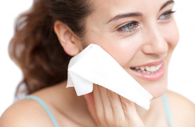 5 thói quen làm đẹp âm thầm tàn phá làn da của bạn