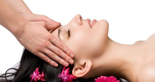 Giải quyết hiệu quả  5 vấn đề về da với dầu thơm