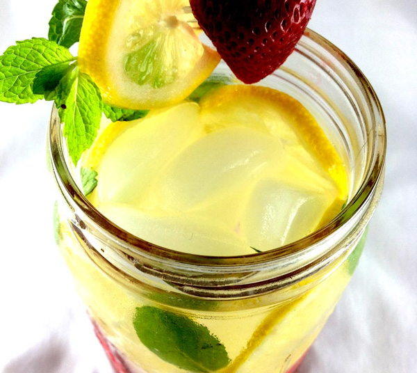 Bí quyết giảm cân với 5 loại nước detox cơ thể