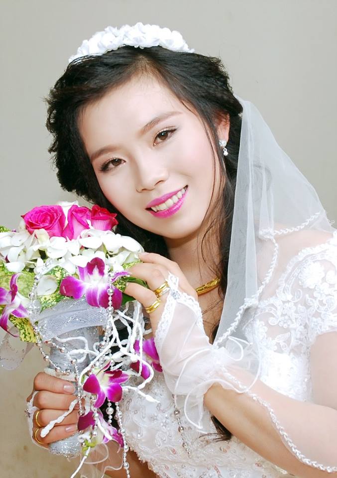 Câu chuyện làm trắng da đầy cảm động chỉ sau 1 tháng của cô nàng lọ lem