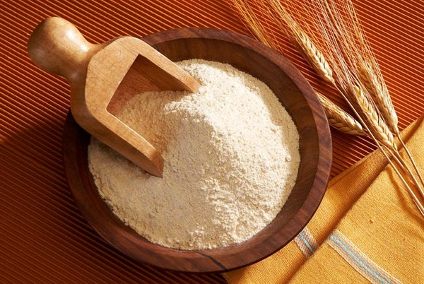Công thức trị mụn hiệu quả với bột mì