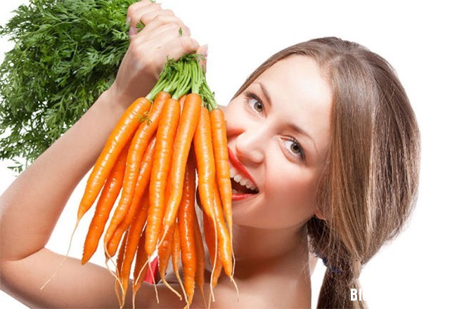 Tàn nhang sẽ tự động biến mất nếu ăn Cà rốt