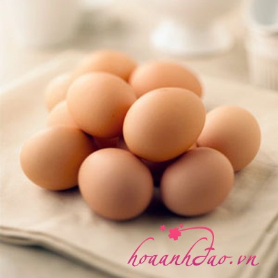 Bí quyết để có bộ ngực nở căng tròn từ trứng gà, sữa chua và vitamin E