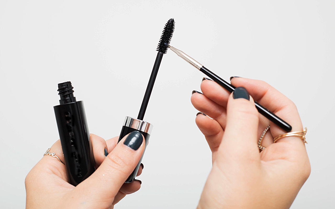 10-meo-ke-eyeliner-thong-minh-ban-can-bo-tui-ngay5