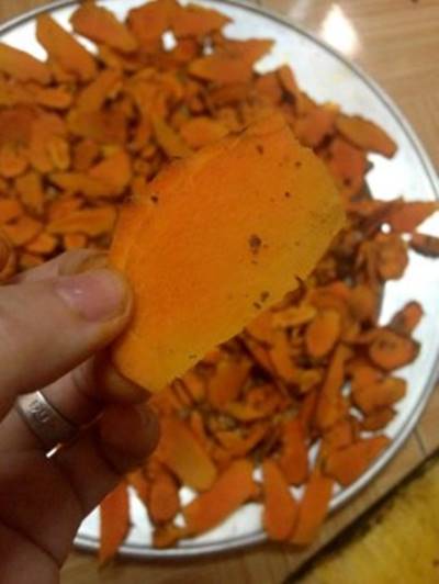 Trị thâm nám với củ nghệ