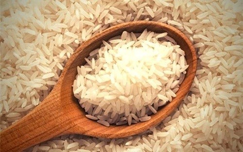 ’Thổi bay’ nám, tàn nhang hiệu quả cao từ gạo