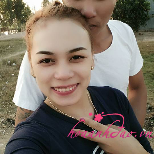 Hạnh phúc viên mãn bên gia đình sau những ngày tháng “đau đầu” vì nám da