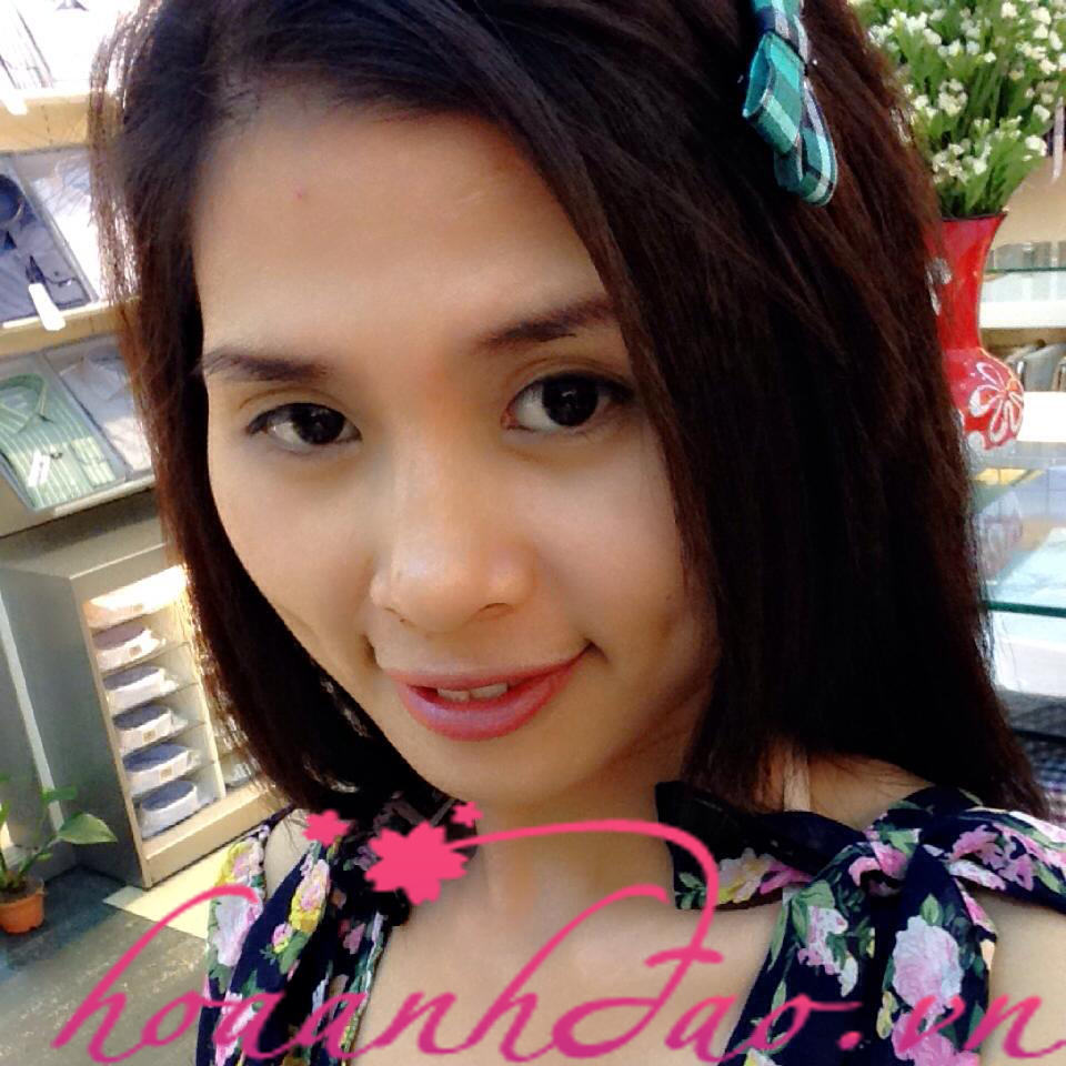 Được bạn giới thiệu mỹ phẩm, sau 2 tuần hết sạch nám nhưng sau đó là 1 năm ròng mặt nổi mụn chi chít 1