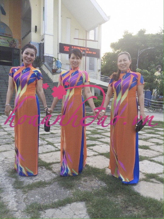 Chồng tôi đưa đi da liễu, dùng 3 liệu trình giảm nám nhưng kết quả rất chậm chạp1