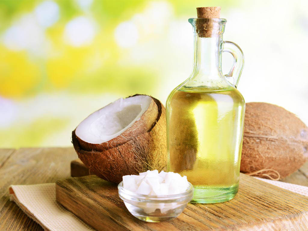 Massage bằng dầu dừa