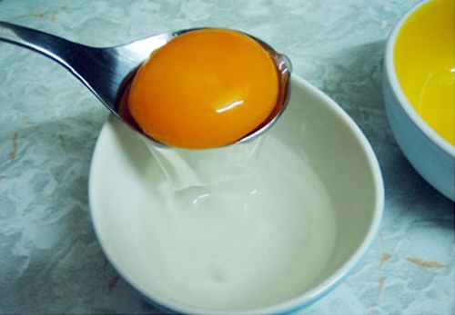 Lòng trắng trứng