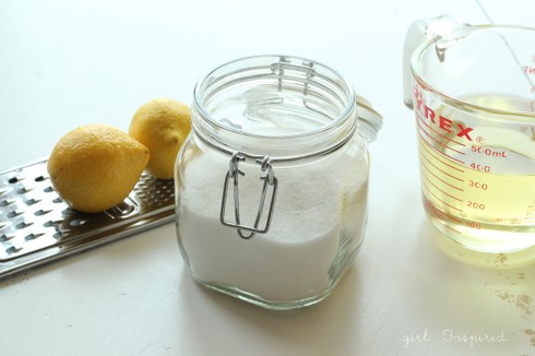 Tẩy tế bào chết cho môi