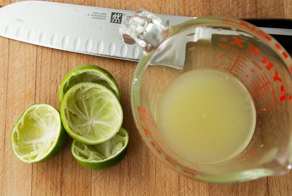 Sơ chế nguyên liệu: