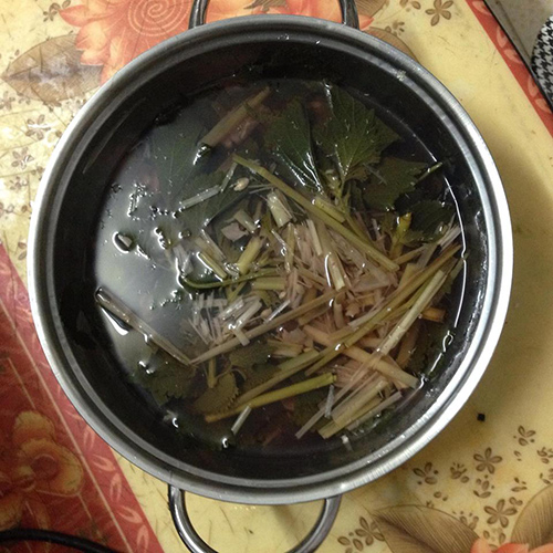 Lưu ý là bạn đã rửa sạch mặt trước khi xông.