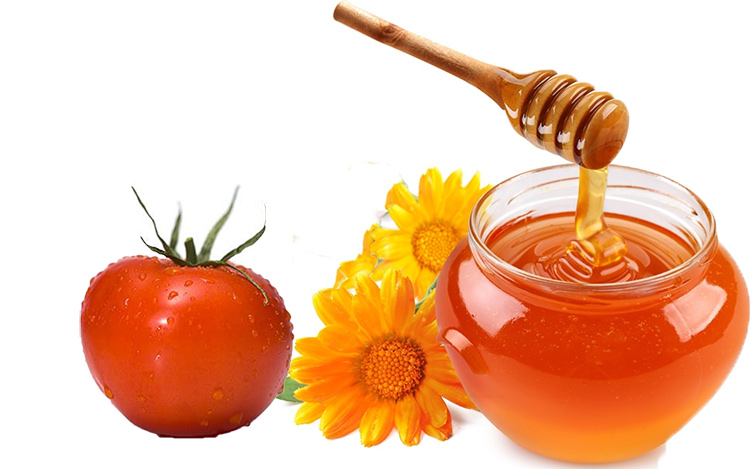cách giảm nám da từ hỗn hợp cà chua với mật ong