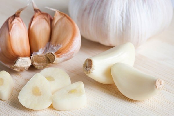 Cách trị tàn nhang bằng Tỏi