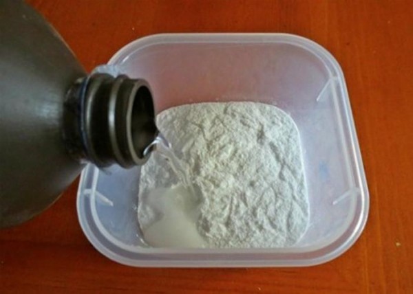 Baking soda và oxy già