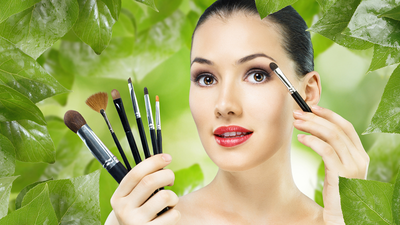 Trang điểm mắt đẹp cho khuôn mặt thêm xinh