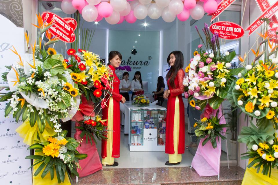 Mỹ phẩm Hoa Anh Đào chúc mừng  Sakura Việt Nam khai trương Showroom