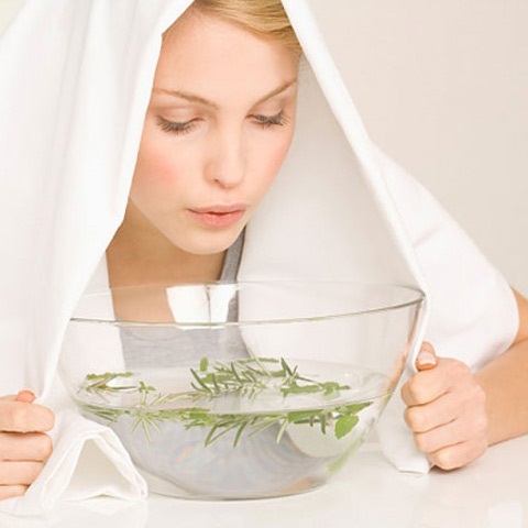 Xông hơi – giải pháp cải thiện làn da mụn hiệu quả