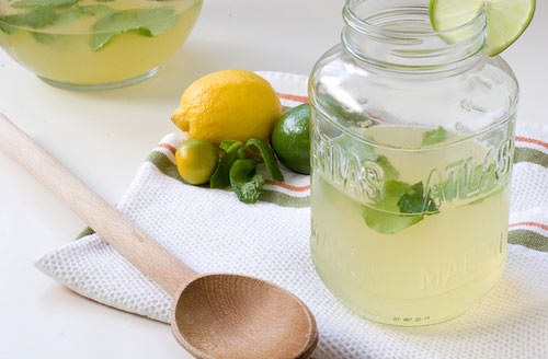 Uống nước chanh mỗi ngày: 6 lợi ích làm đẹp không tưởng