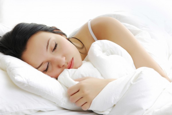 4 bí quyết chăm sóc da ban đêm để làn da mãi đẹp