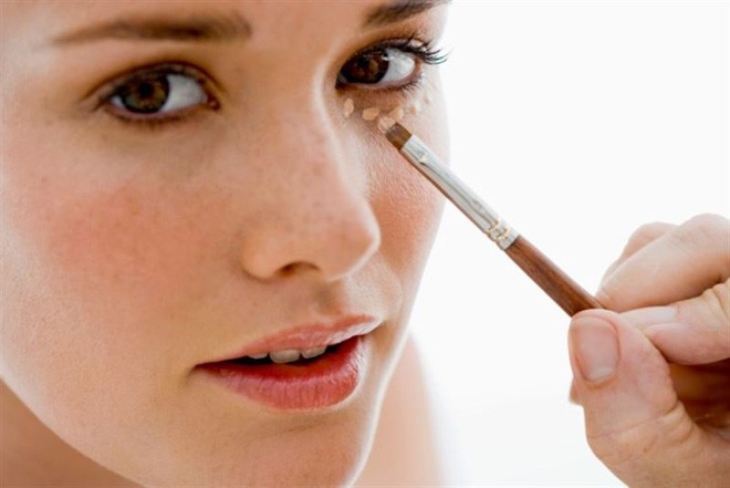 6 bước đơn giản giúp giảm thâm quầng ở mắt