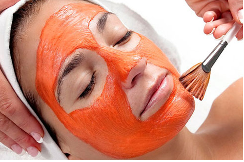 Ngỡ ngàng với công dụng trắng da, xóa nếp nhăn từ cà rốt