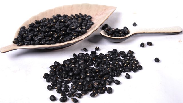 Da trắng cấp tốc trong 15 ngày với đậu đen
