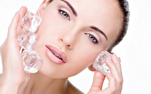Da trắng sáng, đẹp mịn màng nhờ chườm đá lạnh mỗi ngày