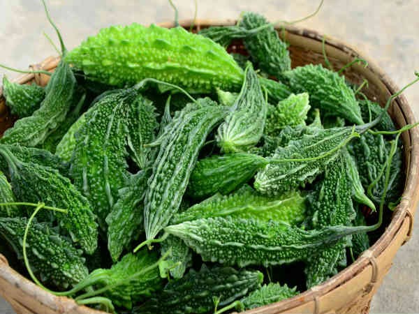 Dùng mướp đắng để làm cao theo cách này, bôi đến đâu da trắng bóc đến đó, mụn thuyên giảm nhiều