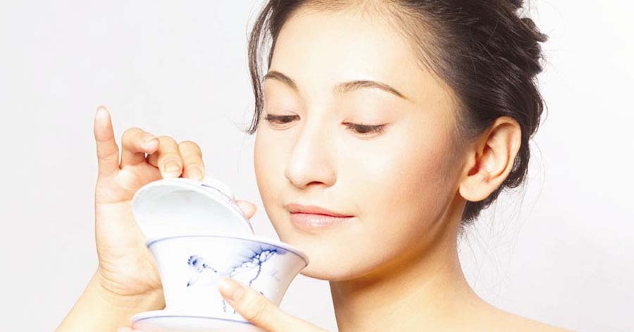 Nhẹ tênh 1 phút mỗi ngày uống thứ này là hết nám, không cần collagen vẫn trẻ đẹp khởi sắc đẩy xa lão hóa da