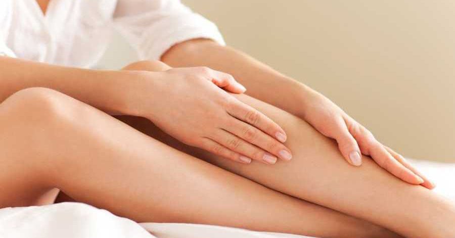 Loại bỏ lông tay chân chẳng hề đau đớn lại không tốn kém với sáp ong