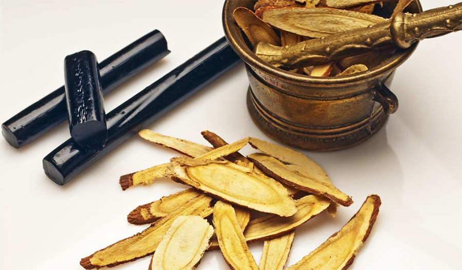 GLYCYRRHIZA GLABRA EXTRACT - CƠ CHẾ DƯỠNG TRẮNG DA CỦA CHIẾT XUẤT CAM THẢO