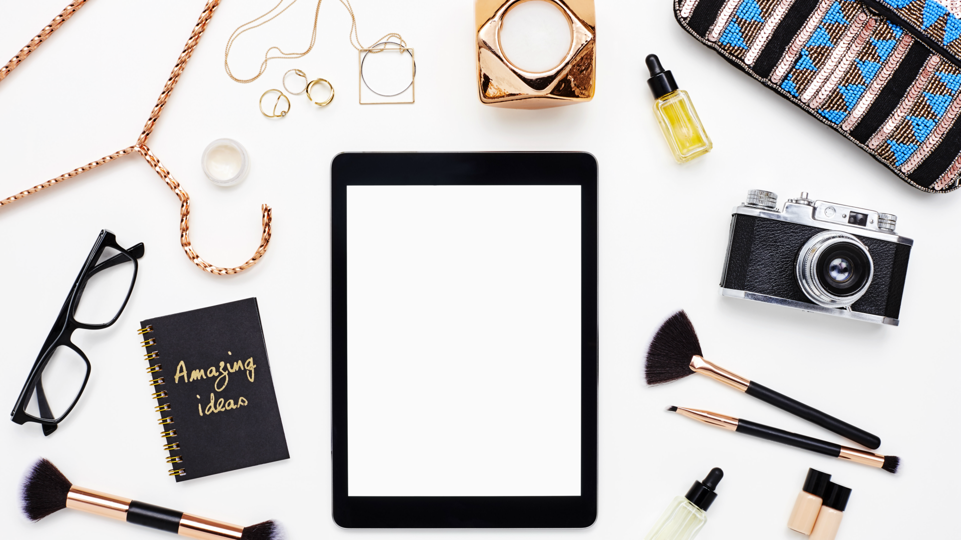 NẾU BIẾT MẤY CÁI TÊN "THÂM TÀNG BẤT KHẢ LỘ NÀY", NÀNG NÊN ĐI LÀM BEAUTY BLOGGER ĐI THÔI