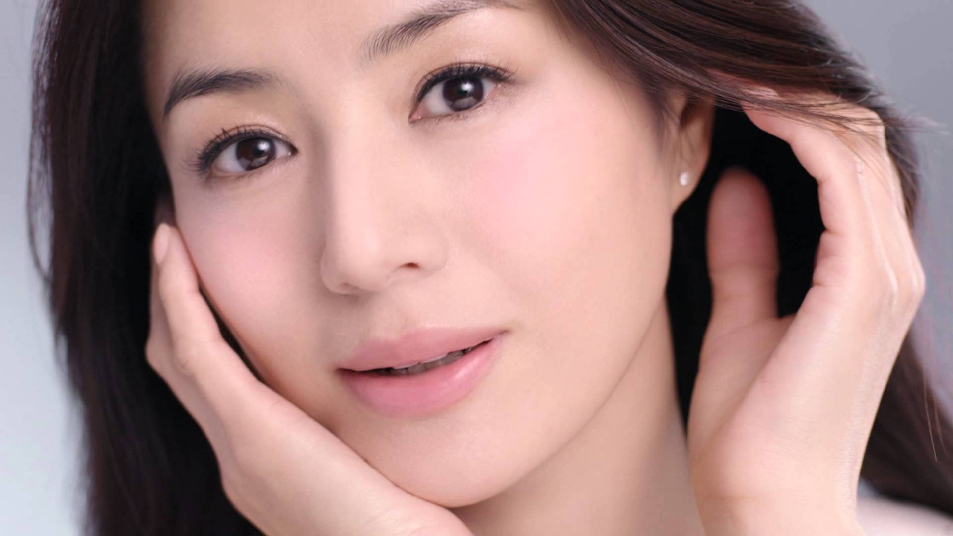 1 - 2 Viên/Ngày Giúp Nàng Căng Da, Trắng Hồng, Chống Nhăn Trẻ Hơn 10 Tuổi