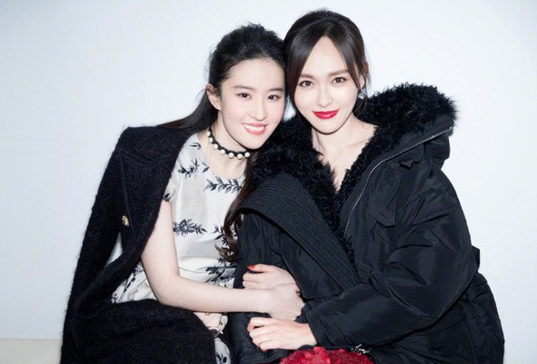 LÀN DA 30+ DƯỠNG TRẮNG NHƯ THẾ NÀO?