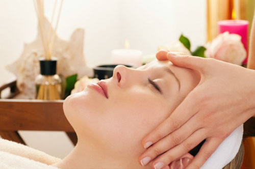 tẩy da chết giúp làm sạch da 