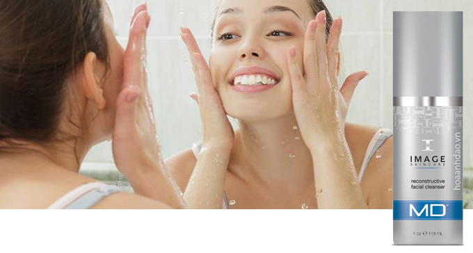 sua-rua-mat-tai-tao-da-image-skincare-md-reconstructive-facial-cleanser