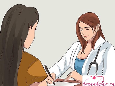 Gặp bác sĩ da liễu để được chẩn đoán chính xác